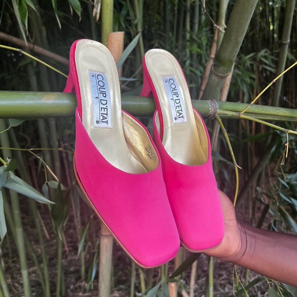 BARBIE PINK 90s Coup D’ETAT LTD square kitten heel sandals